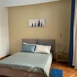 The Singer\'S House